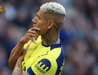 Spurs Bangkit! Kemenangan Krusial di Villa Park Hidupkan Asa Bertahan